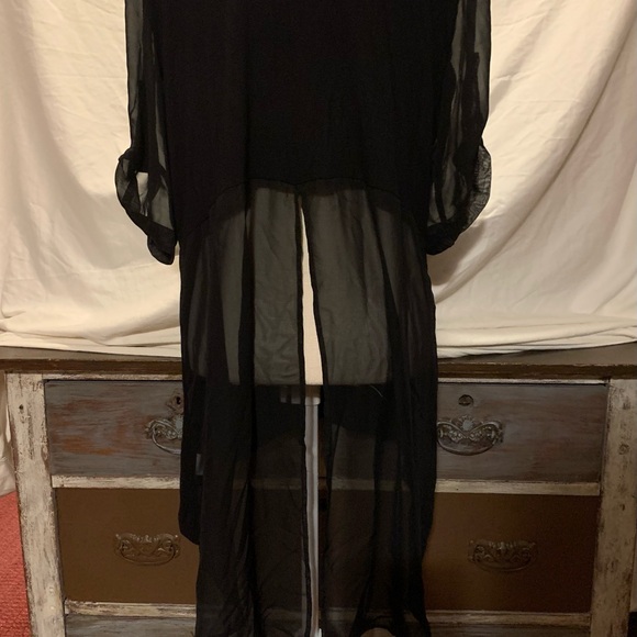 Cha Cha Vente Black Top with Sheer Details - Picture 2 of 4